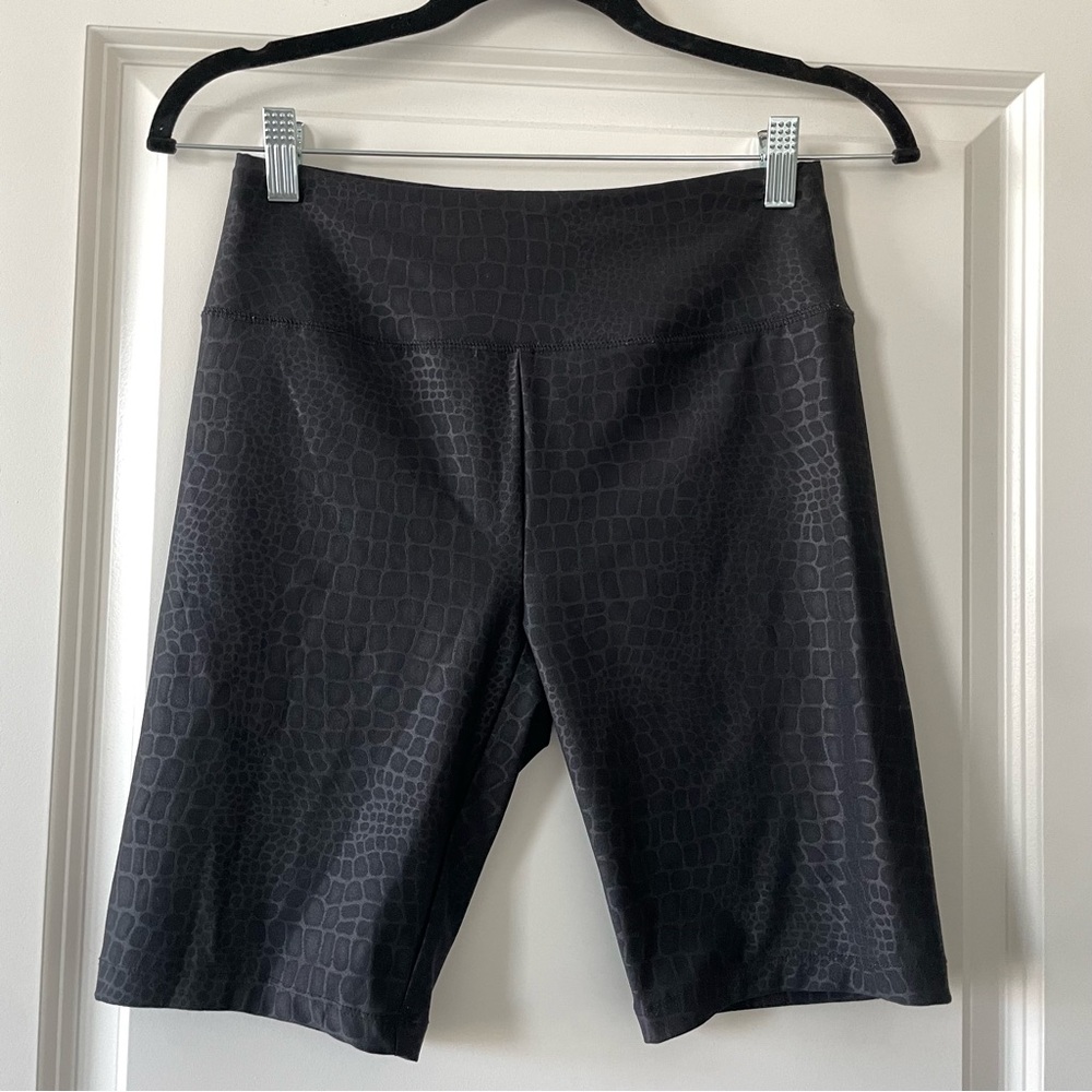 Snake print bike short